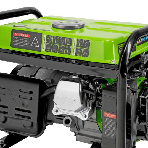 Генератор бензиновый БС-1200, 1 кВт, 230 В, четырехтактный, 5.5 л, ручной стартер Сибртех по ценам производителя в Уфе с доставкой по всей России