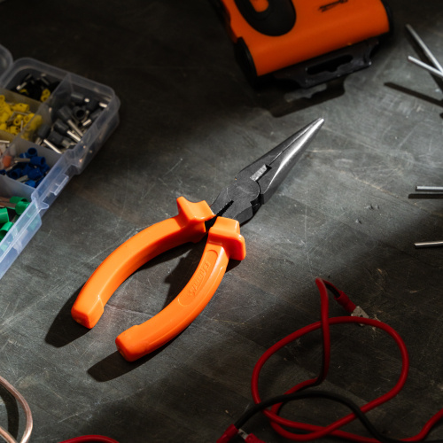 Длинногубцы прямые Classic, 160 мм, шлифованные, пластмассовые рукоятки Sparta по ценам производителя в Уфе с доставкой по всей России