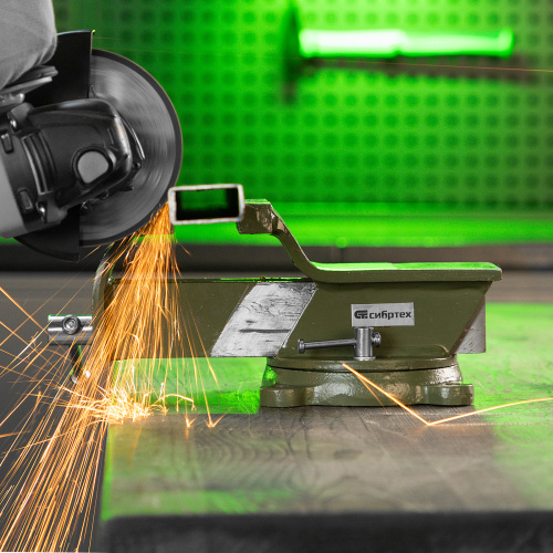 Тиски слесарные, 125 мм, стальные, поворотные Сибртех по ценам производителя в Уфе с доставкой по всей России