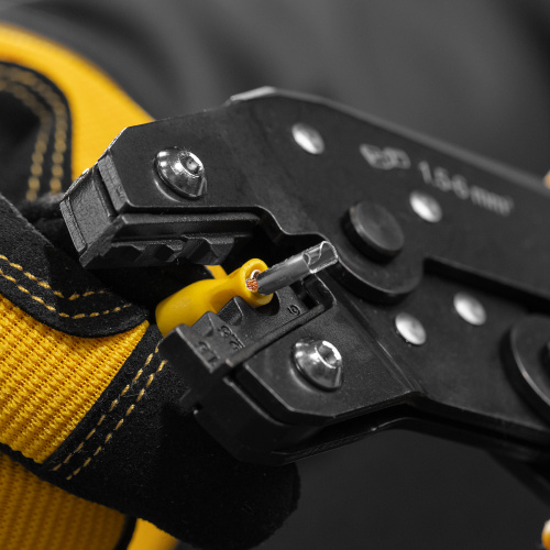 Клещи для обжима неизолированных наконечников НК и НВ, разъемов РП, 1,5 - 6 мм2 Denzel по ценам производителя в Уфе с доставкой по всей России