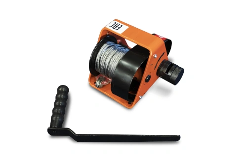 Лебедка ручная барабанная с тросом  300кг  20м со съемной ручкой TOR GR по ценам производителя в Уфе с доставкой по всей России