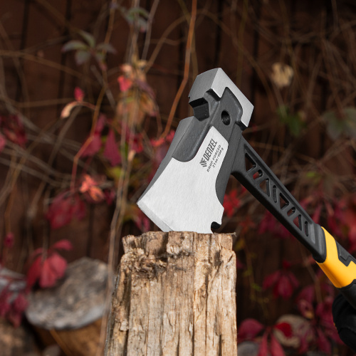 Топор цельнокованый 600 г, двухкомпонентная обрезиненная рукоятка Denzel по ценам производителя в Уфе с доставкой по всей России