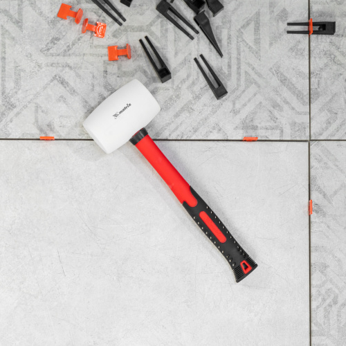 Киянка резиновая, 450 г, белая резина, фибергласовая рукоятка Matrix по ценам производителя в Уфе с доставкой по всей России