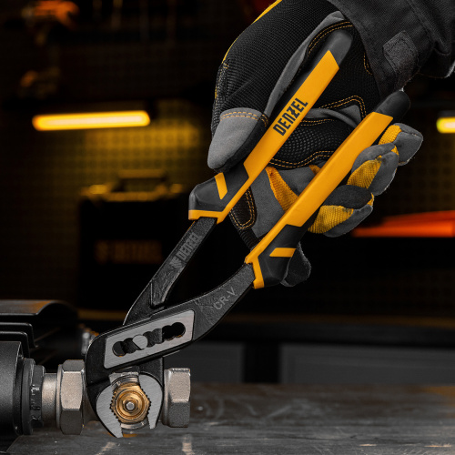 Набор инструментов, 1/2", 1/4", CrV, S2, пластиковый кейс, 64 предмета Denzel по ценам производителя в Уфе с доставкой по всей России