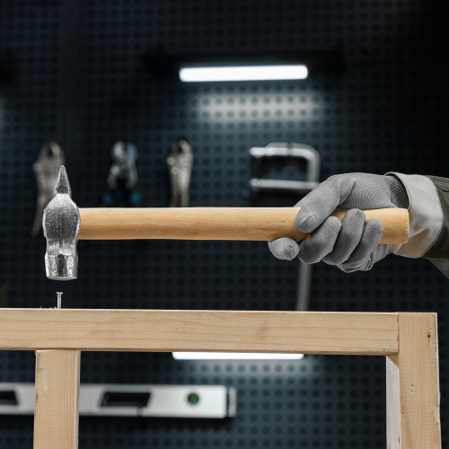 Молоток слесарный, 600 г, круглый боек, деревянная рукоятка по ценам производителя в Уфе с доставкой по всей России