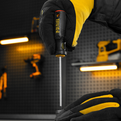 Отвертка, PH0х100 мм, S2, 3к рукоятка Denzel по ценам производителя в Уфе с доставкой по всей России