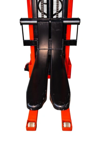 Штабелер гидравлический 2,0 т 3,0 м TOR CTY-EH с раздвижными вилами по ценам производителя в Уфе с доставкой по всей России