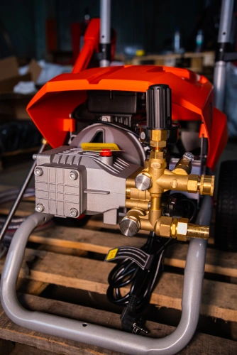 Мойка высокого давления с пистолетом 175 бар 3 кВт 220В  TOR EW 175-15 по ценам производителя в Уфе с доставкой по всей России