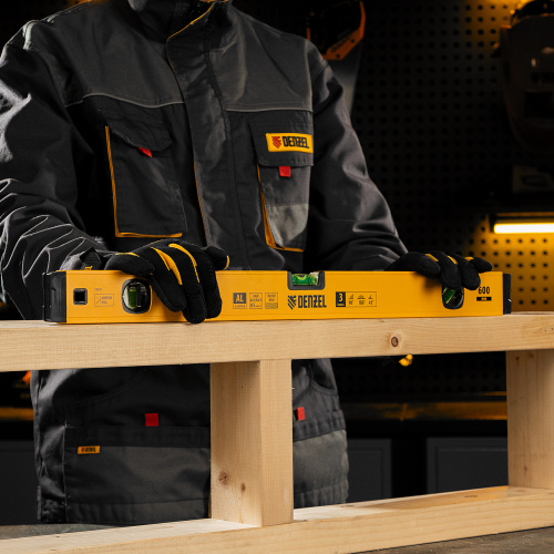 Уровень алюминиевый, магнит, фрезерованный, 3 глазка (1 зеркал.) 0,5 мм/м, 600 мм Denzel по ценам производителя в Уфе с доставкой по всей России