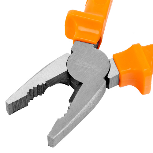 Плоскогубцы Classic, 180 мм, шлифованные, пластмассовые рукоятки Sparta по ценам производителя в Уфе с доставкой по всей России