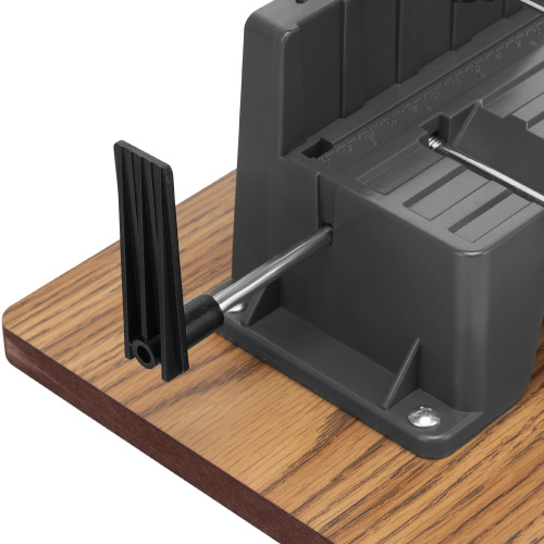 Стусло прецизионное, двухплоскостное, пила 600 мм, две прижимные струбцины, ограничительный упор Gross по ценам производителя в Уфе с доставкой по всей России