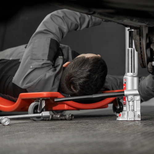 Домкрат гидравлический бутылочный, 4 т, высота подъема 194-372 мм, в пластиковый кейсе Matrix по ценам производителя в Уфе с доставкой по всей России