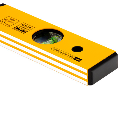 Уровень алюминиевый, 400 мм, фрезерованный, 3 глазка Denzel по ценам производителя в Уфе с доставкой по всей России