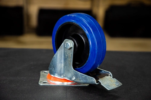 Колесо поворотное резина SRCLb 63 160 мм с тормозом (N) по ценам производителя в Уфе с доставкой по всей России