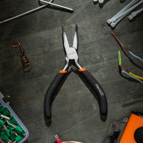 Длинногубцы изогнутые Mini, 130 мм, никелированные, авторазжим Sparta по ценам производителя в Уфе с доставкой по всей России