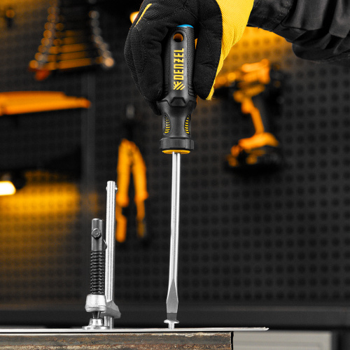 Отвертка, SL8x150 мм, S2, 3к рукоятка Denzel по ценам производителя в Уфе с доставкой по всей России