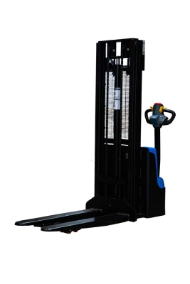 Штабелер самоходный 1,5 т 4,0 м TOR WS15H-4000SC PRO 24/105 В/Ач контр. скорости подъема по ценам производителя в Уфе с доставкой по всей России