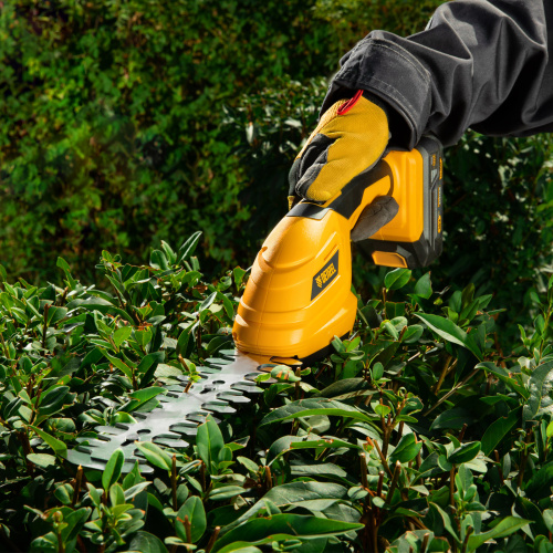 Ножницы-кусторез аккумуляторные  CGS-100, 18В Li-Ion Denzel по ценам производителя в Уфе с доставкой по всей России