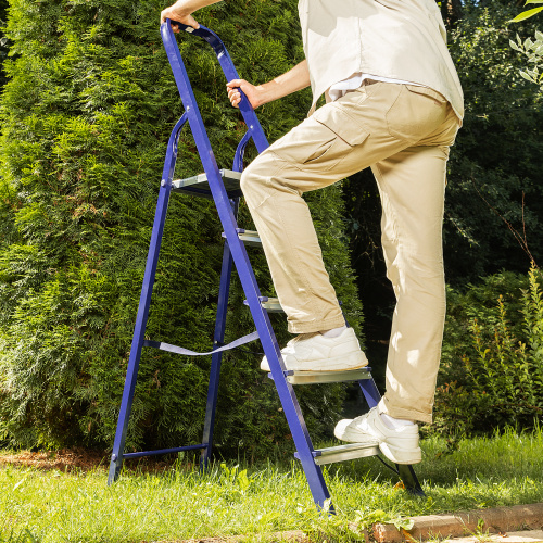 Стремянка, 5 ступеней, стальная, Сибртех по ценам производителя в Уфе с доставкой по всей России